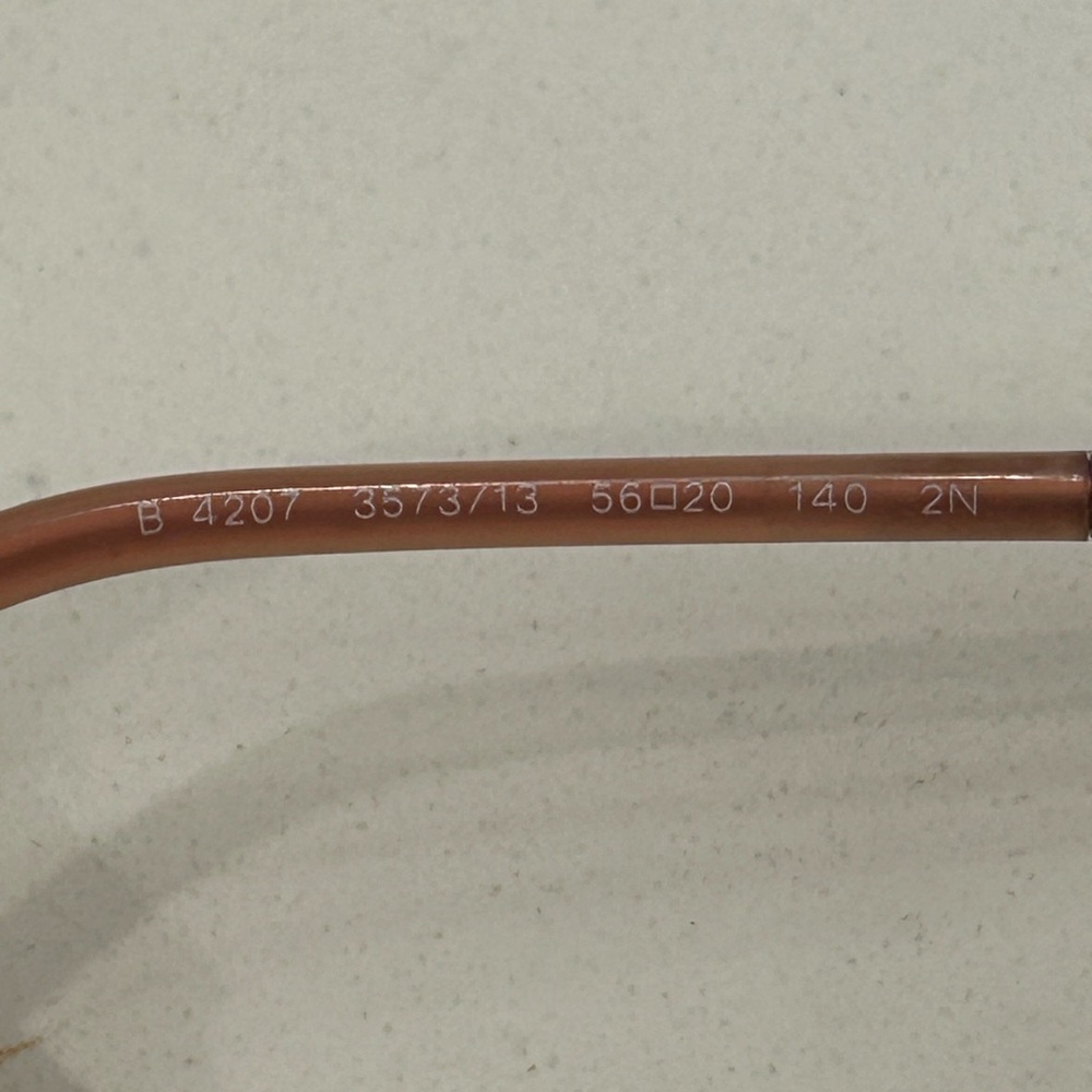 Burberry Women's Pink Sunglasses, Excellent Pre-Loved - Picture 8 of 11